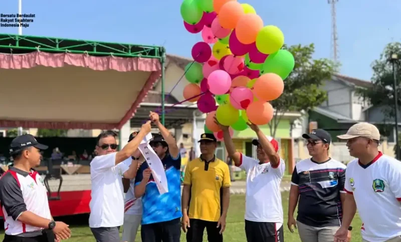 Wabup Magetan resmikan kampung olahraga Takeran. foto/forkopim.magetan