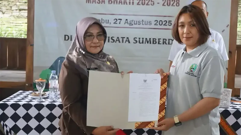 Bupati Magetan kukuhkan pengurus Pokdarwis. foto/prokopim