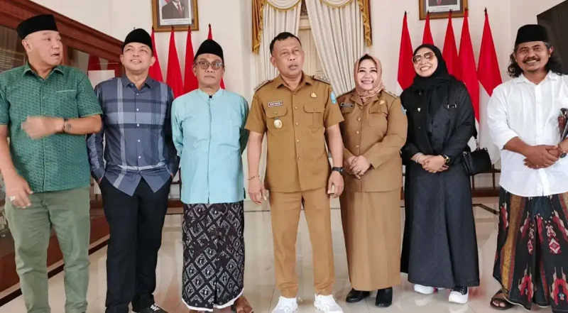 Bupati Ponorogo bersama Gus Han.foto/kominfo