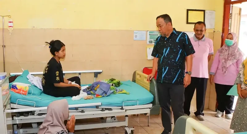 Wabup Magetan saat tinjau layanan puskesmas. foto/forkopim