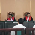 Majelis Hakim PN Pacitan saat putusan pada dua terdakwa kasus ancaman bom. foto/istimewa